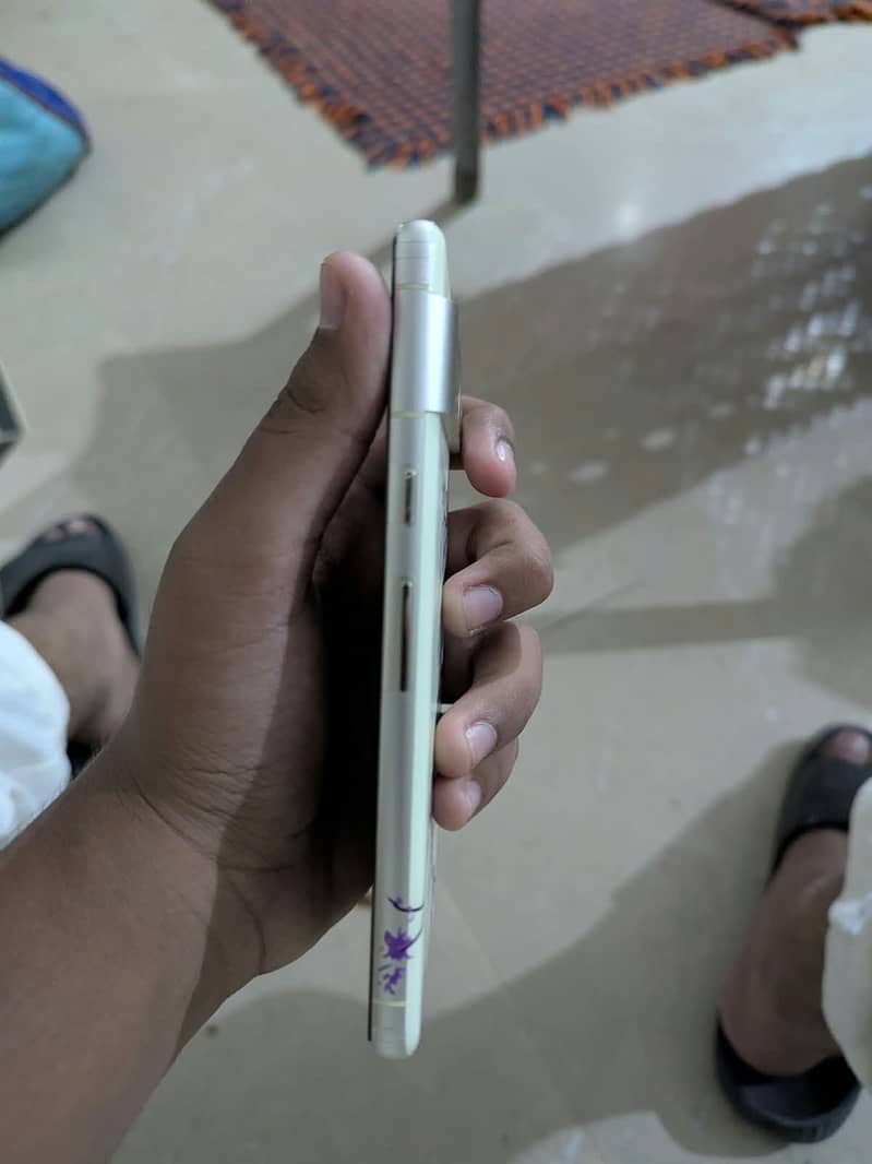 Google Pixel 7 3
