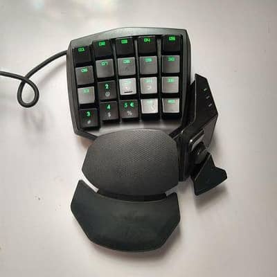 Razer Orbweaver Stealth Mechanical Gaming Keypad