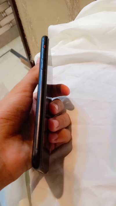 Apple iPhone XR
