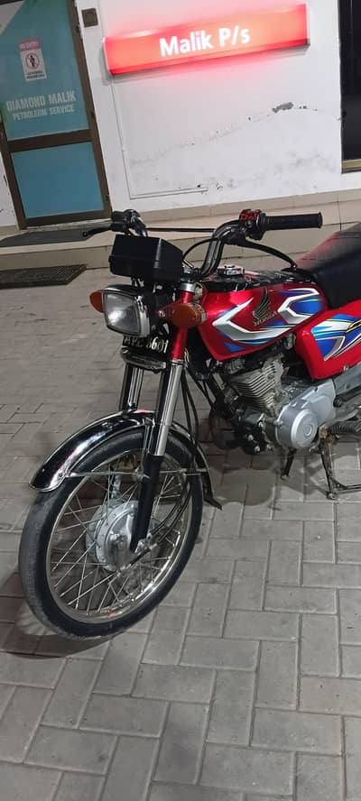 Honda CG125 Fresh janion Best Condition MashaAllah sy All ok.