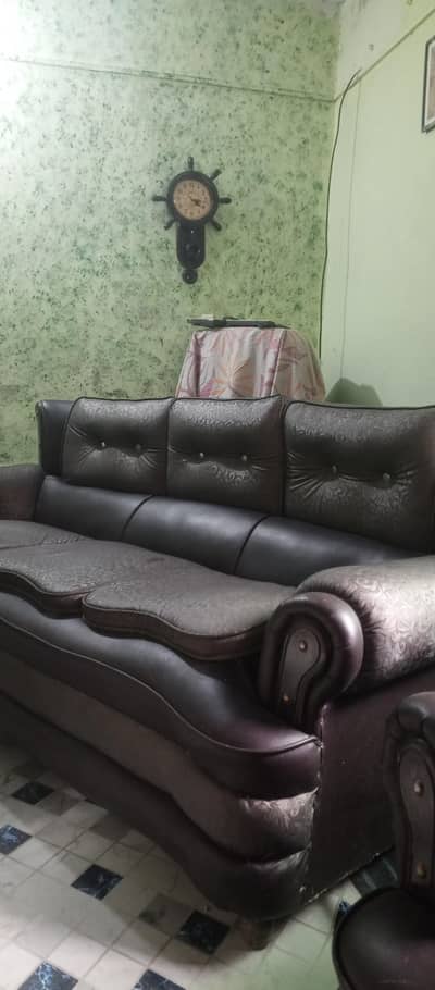 Sofa Set complete Fully Discount