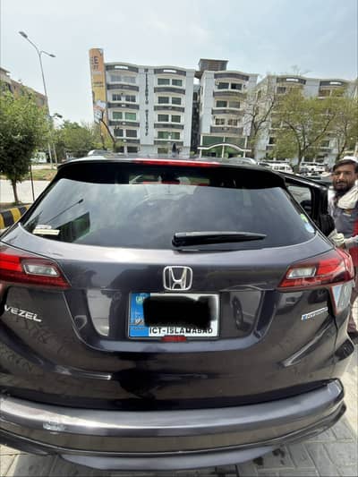 Honda Vezel 2015