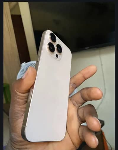 Apple iPhone 16 Pro Max JV