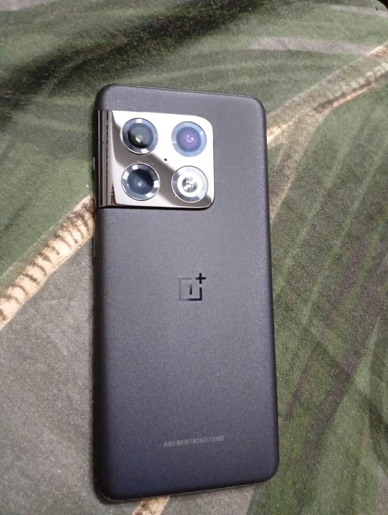 One Plus 10 Pro 0