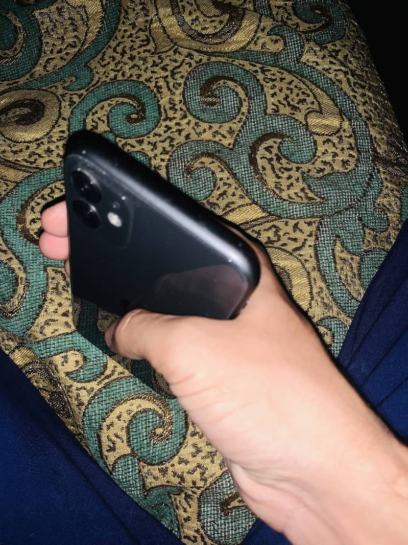 Apple iPhone 11 5