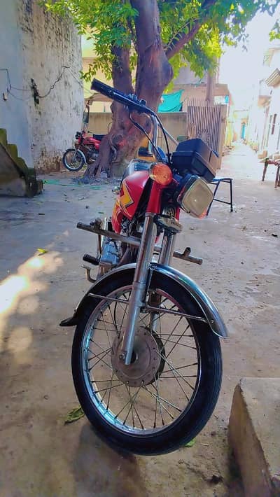 Honda 125 2021 Model – Genuine Bike – Excellent Condition