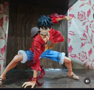 Luffy brand new figure
