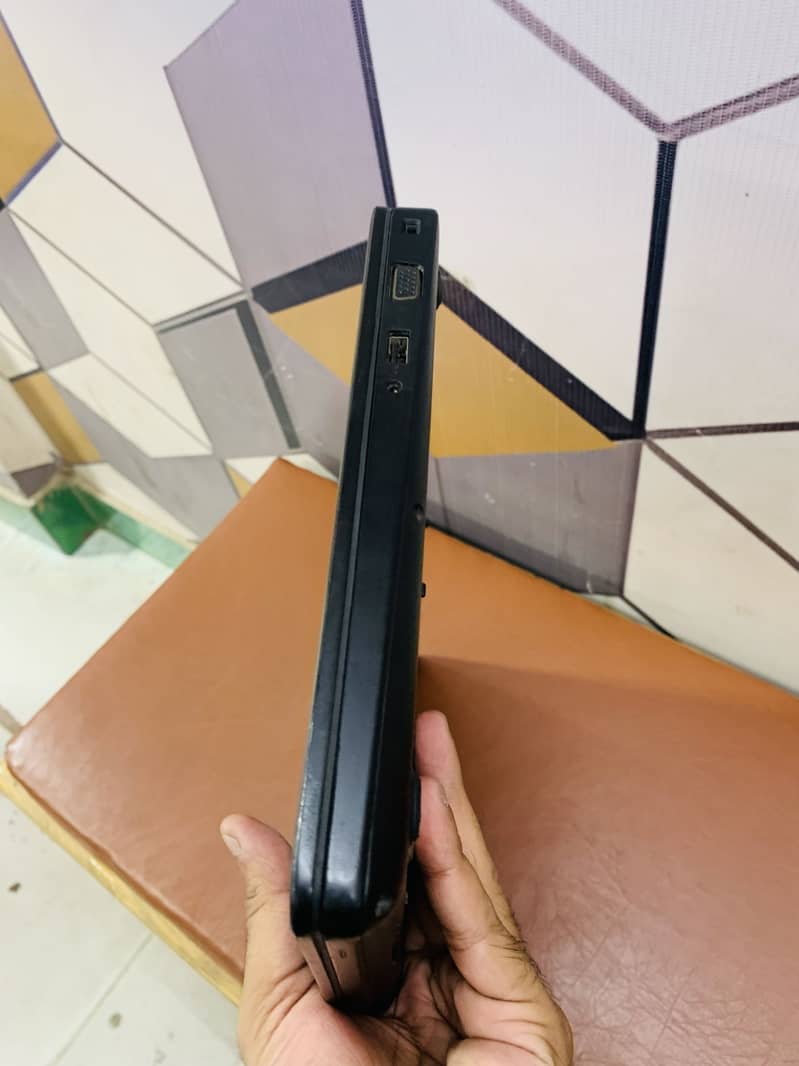 Core i5 8th generation touch screen 3