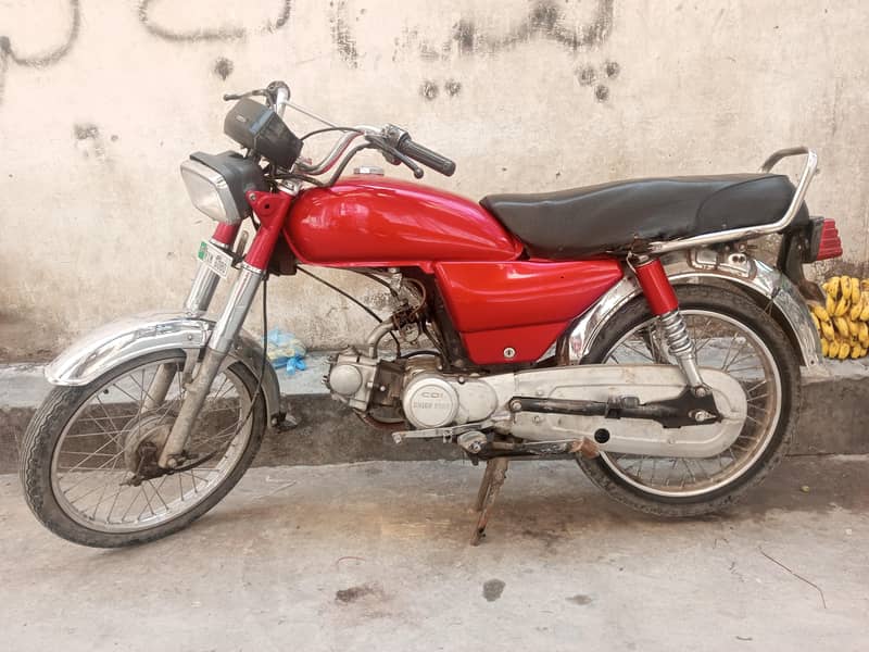 Hero 2011 model 1