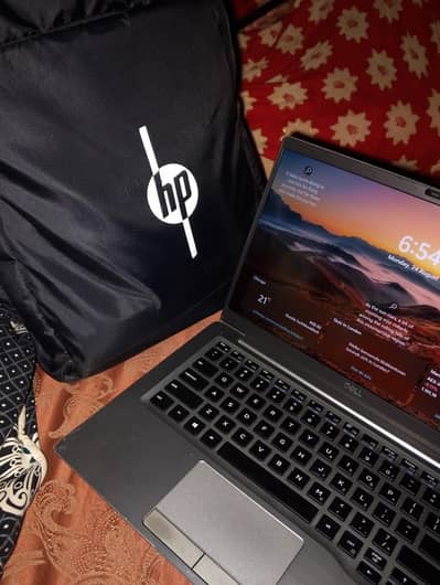 Dell laptop i5 8th generation 8gb/256gb