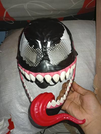 Original Hasbro Marvel Spider-Man Venom Mask (Moving Tongue Feature)