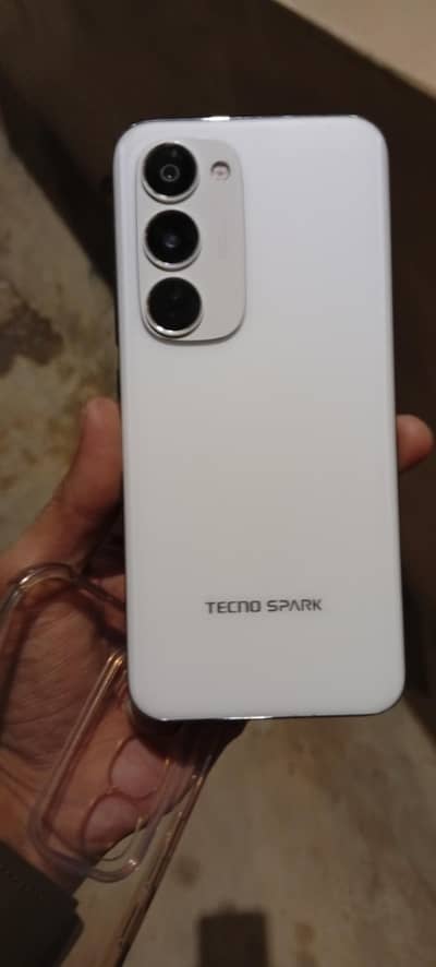 salam Tecno spark 40 pro plus
