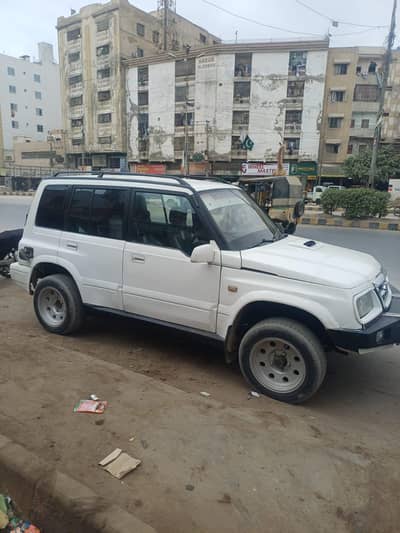 Suzuki Vitara 1997 Model | 4x4 | AC | Buy & Drive  Description