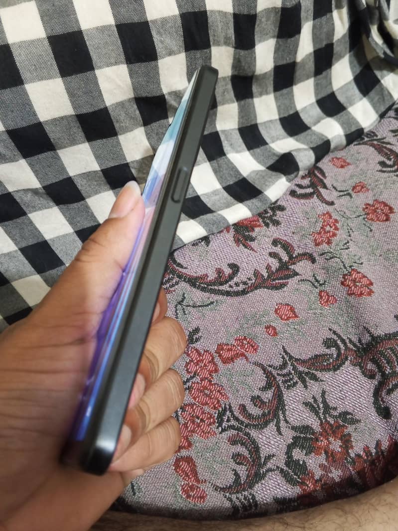 oneplus se 4