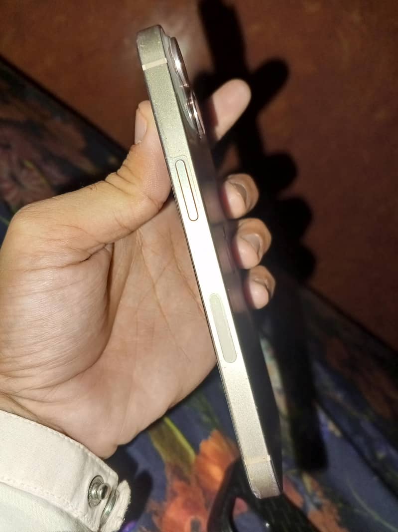 Iphone 13 2