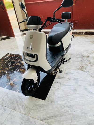 Metro E8s pro