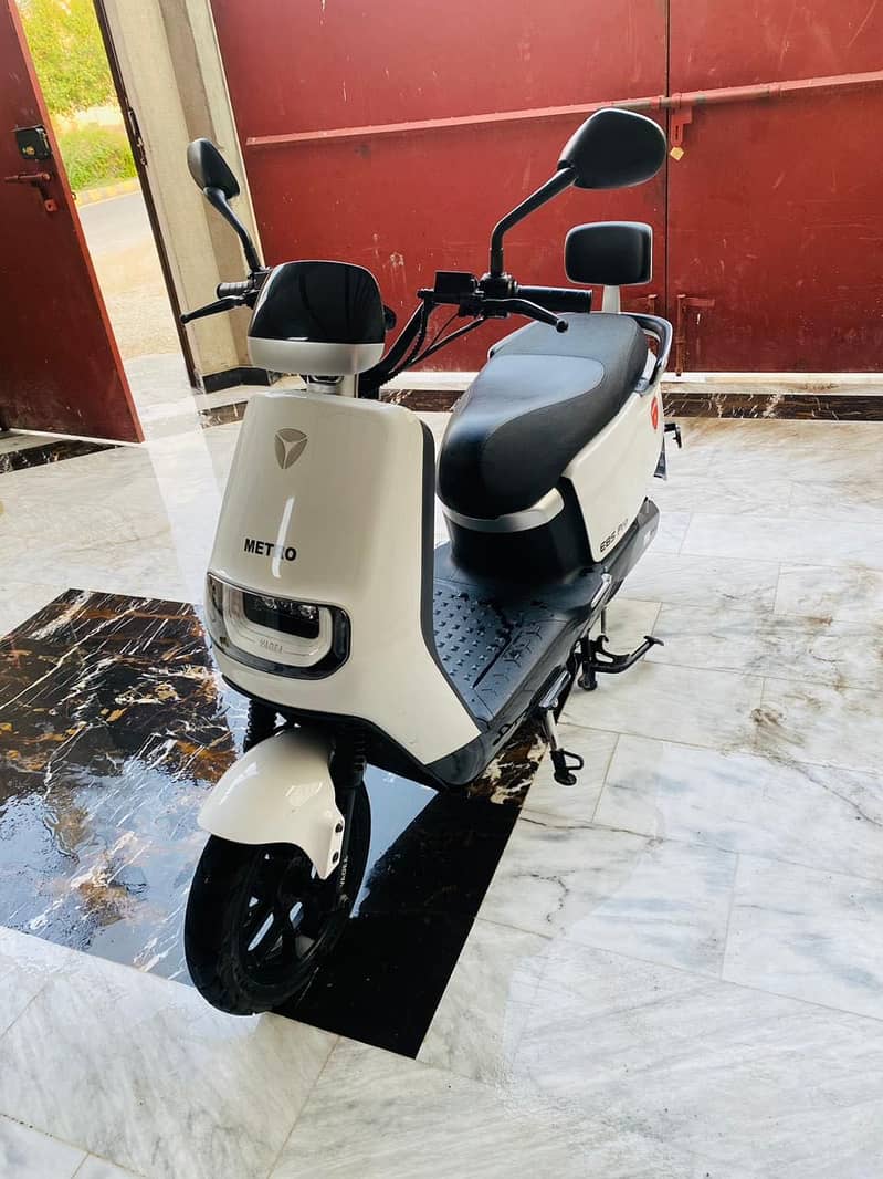 Metro E8s pro 2