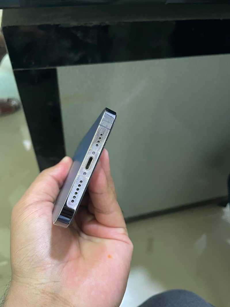 Apple iPhone 14 Pro Max 3