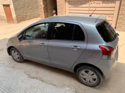Toyota Vitz 9/ 2013 o3o27125399