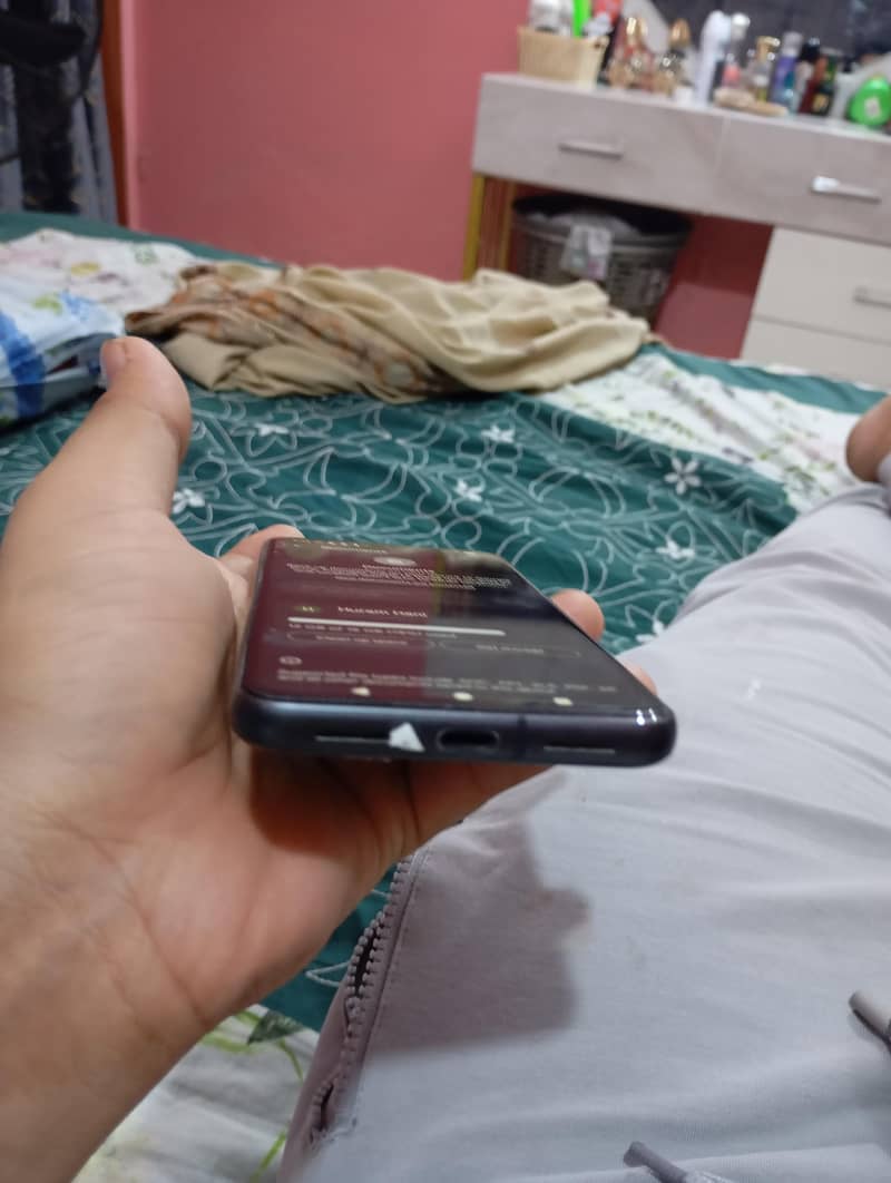 Google Pixel 8 2