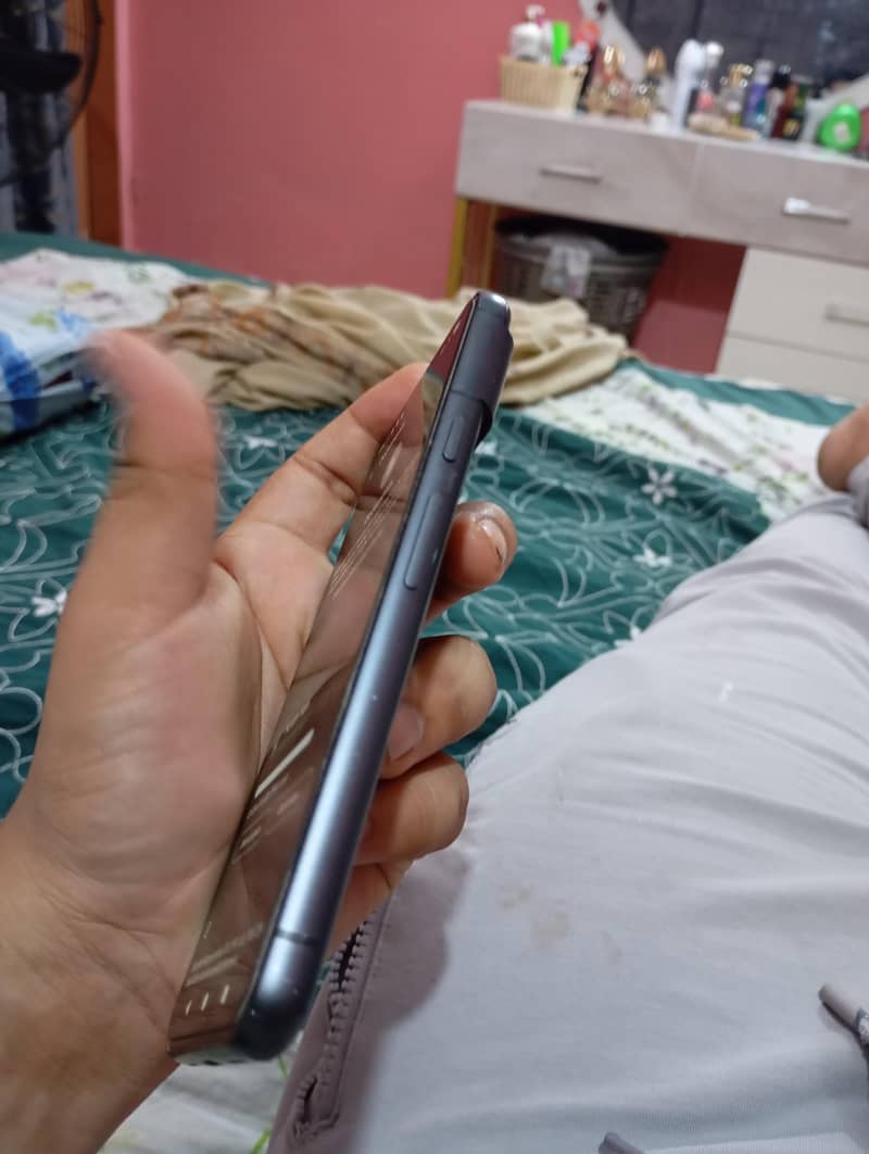 Google Pixel 8 3