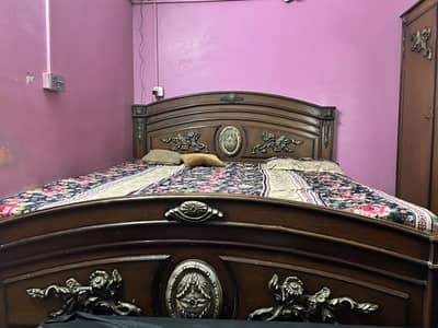 Complete 4 piece ( polish furniture )