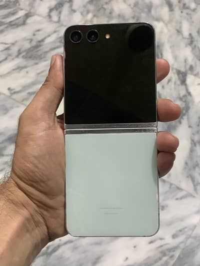 Samsung Mobile Z Flip 5