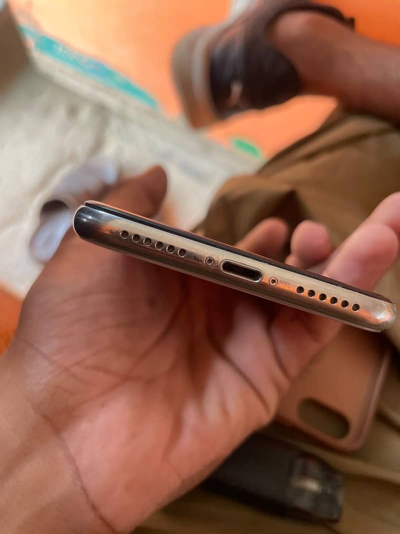 Apple iPhone X 1