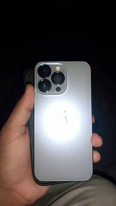 Apple iPhone 13 Pro