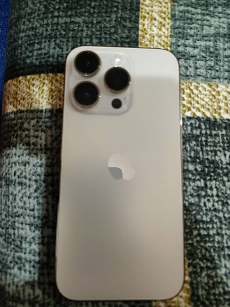 Apple iPhone 14 Pro 1