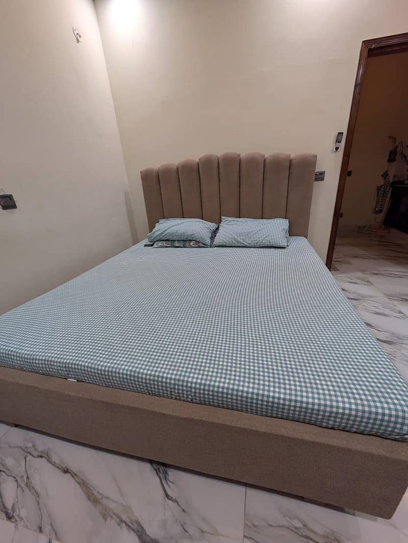 king size bed 1