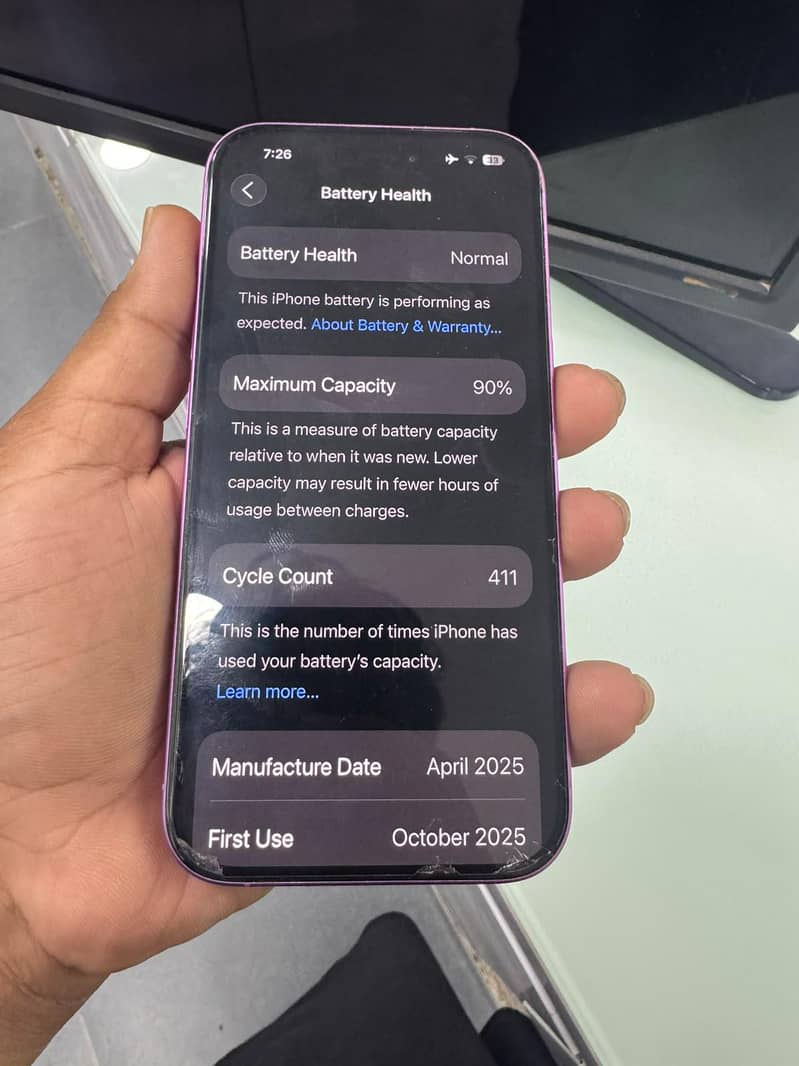 Apple iPhone 16 1