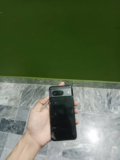 Google Pixel 8