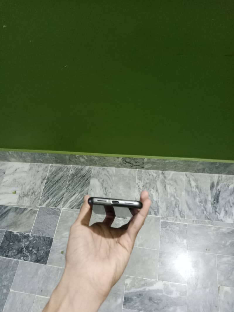 Google Pixel 8 1