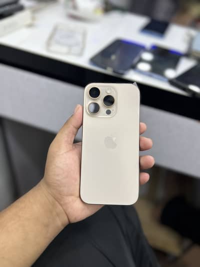 Apple iPhone 16 Pro