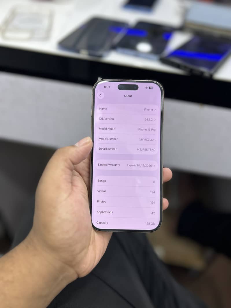 Apple iPhone 16 Pro 7