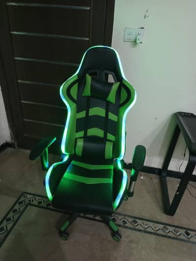 gaming table and chair