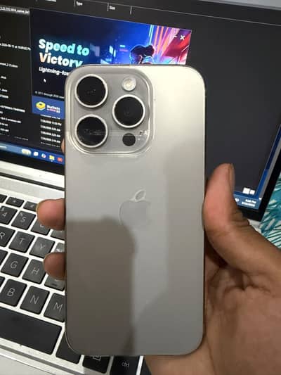 Apple iPhone 15 Pro