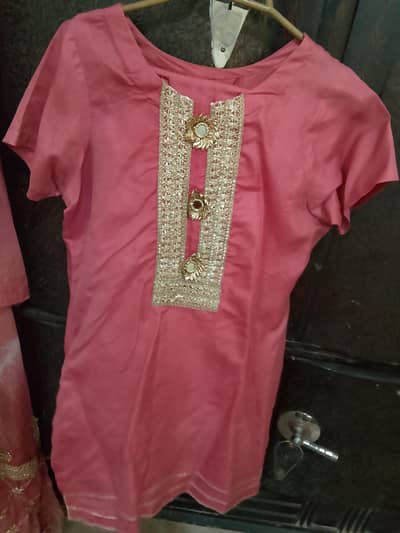 excellent condition beautiful pink clr