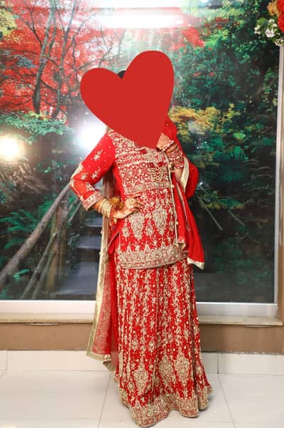 lehnga for sale used only for some hours