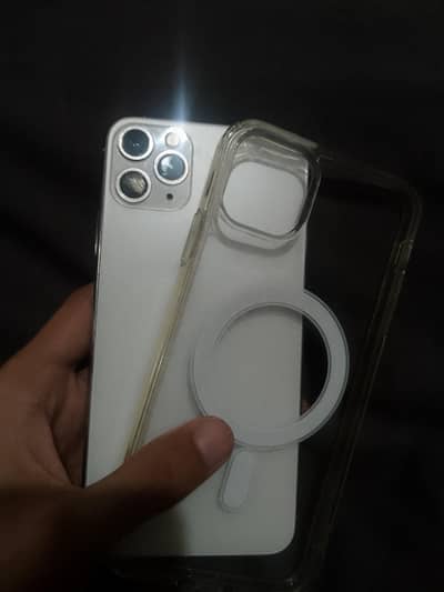 Iphone 11 Pro Max nonpta 256 Gb factory unlocked chance deal