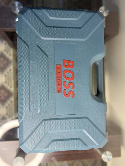 BOSS BS26SRE 2200W Rotary Hammer Drill – Complete Kit