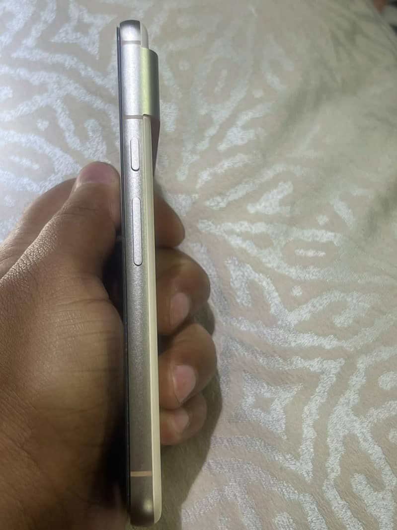 Google Pixel 8 1