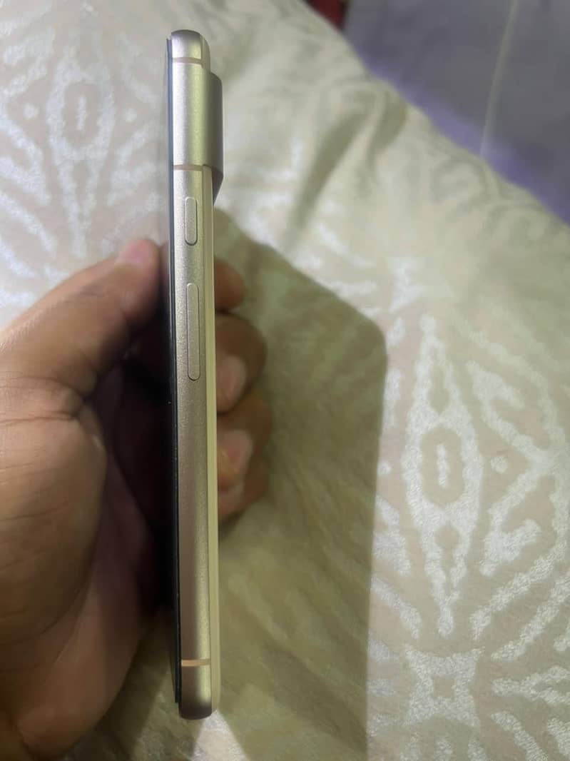 Google Pixel 8 2