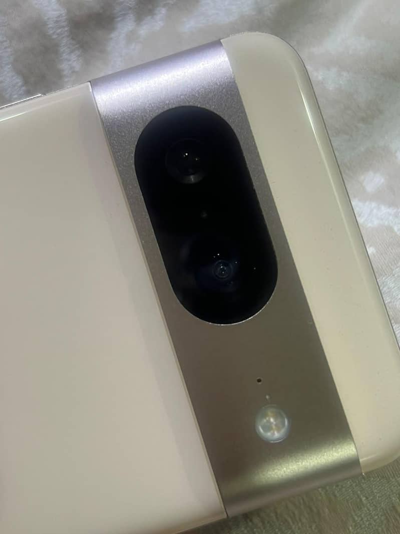 Google Pixel 8 3