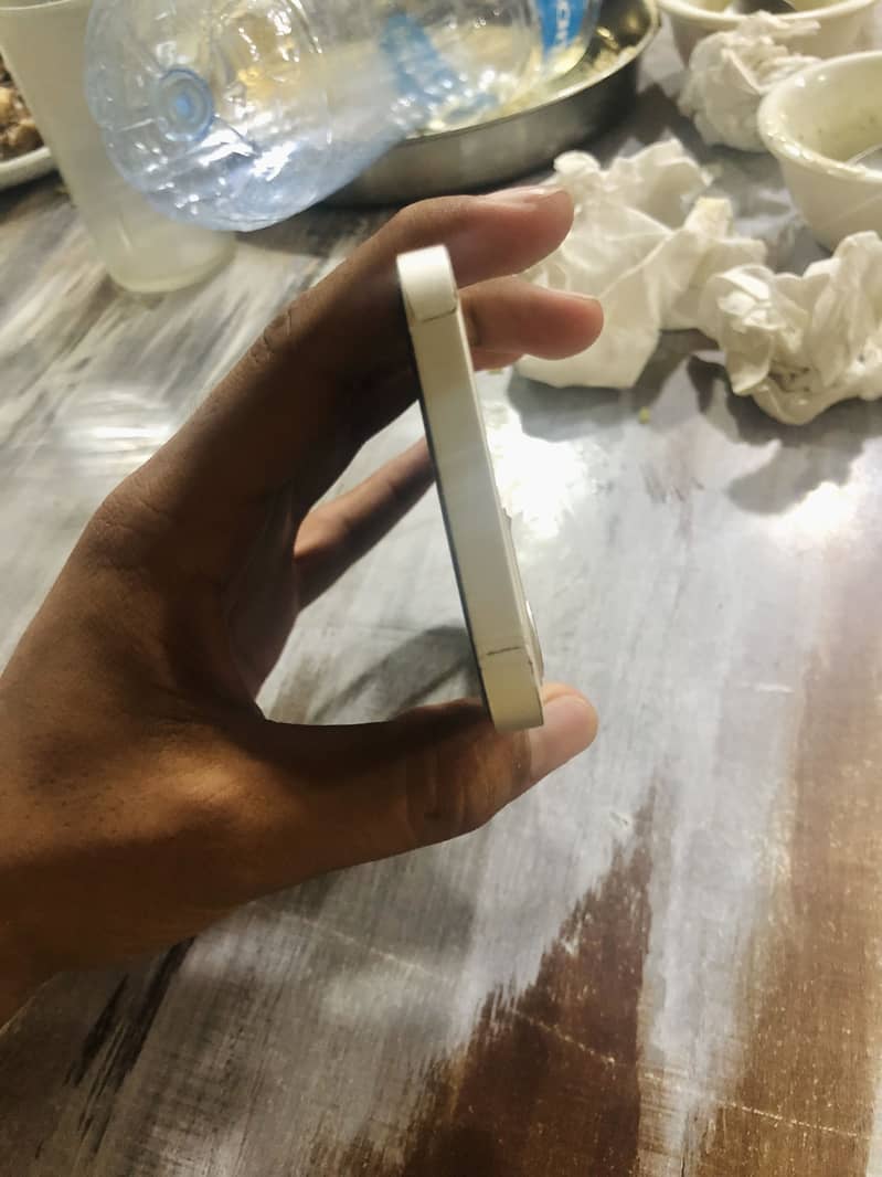 iPhone 12 2
