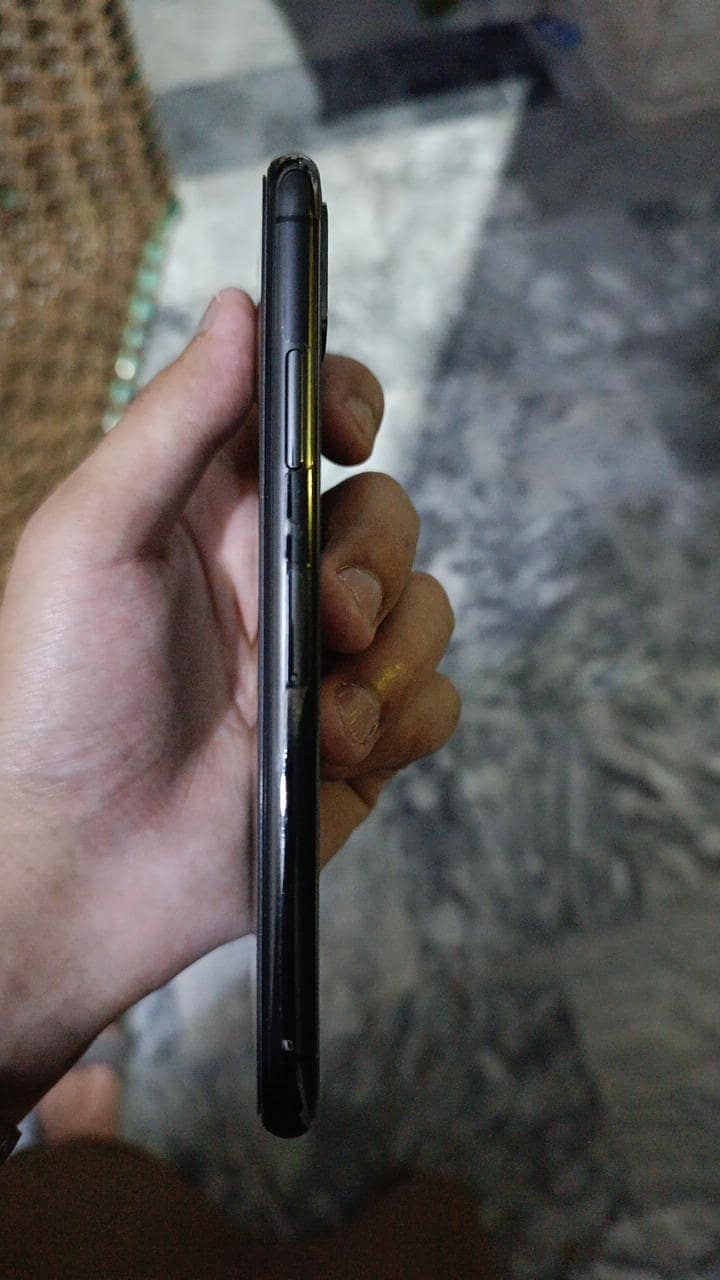 Apple iPhone X 2