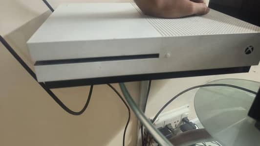 XBOX ONE S 500 GB