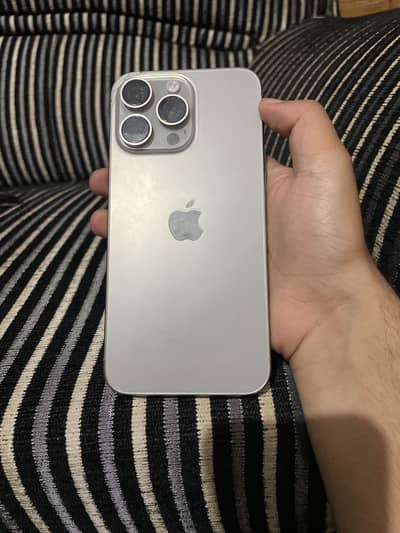 Apple iPhone 15 Pro Max