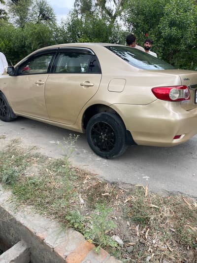 Toyota Corolla GLI 2011